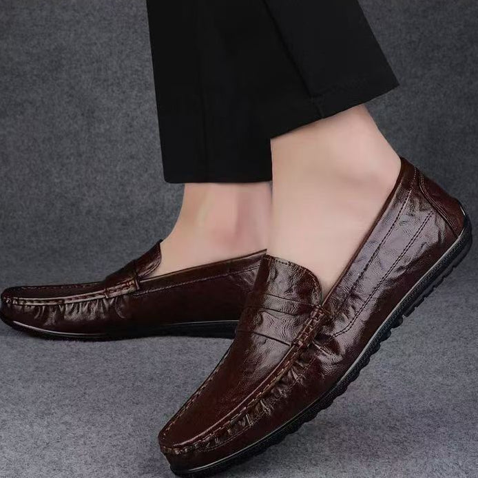 Herren Slipper mit glatter Oberfläche im klassischen Stil - Marco