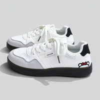 Damen Court Casual Tennisschuhe mit gesticktem Detail - Katherine