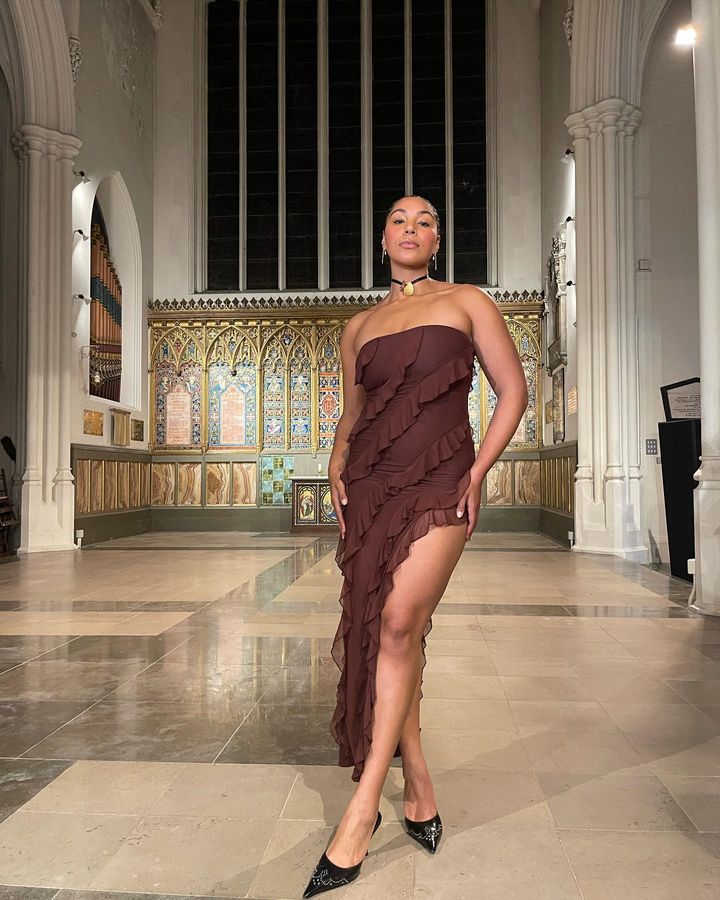 Mila - Geschlitztes Abendkleid mit Rüschen für Frauen