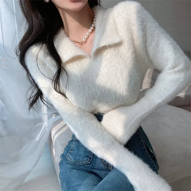 Lore - Plüschpullover mit Kragen und langen Ärmeln