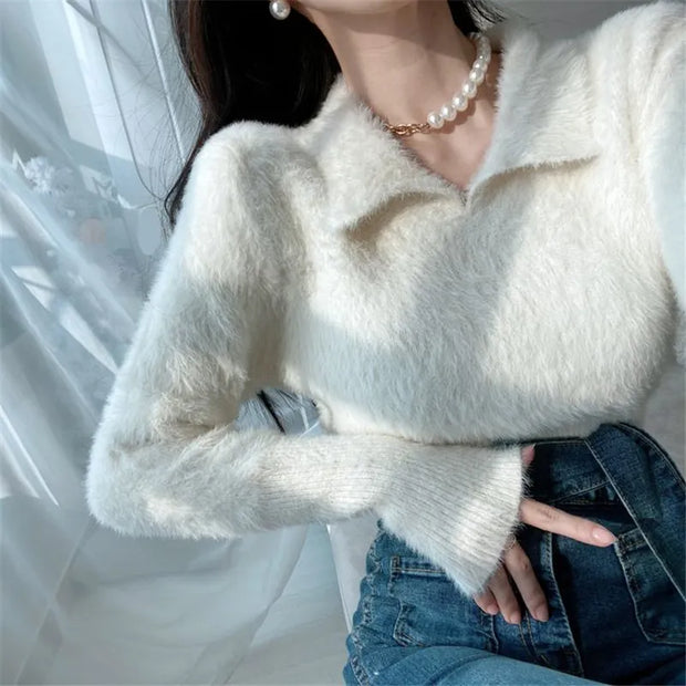 Lore - Plüschpullover mit Kragen und langen Ärmeln