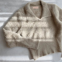 Lore - Plüschpullover mit Kragen und langen Ärmeln