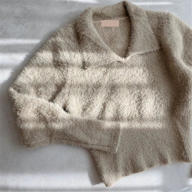Lore - Plüschpullover mit Kragen und langen Ärmeln