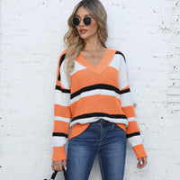 Emma - Lässiger V-Ausschnitt Pullover mit Kontraststreifen