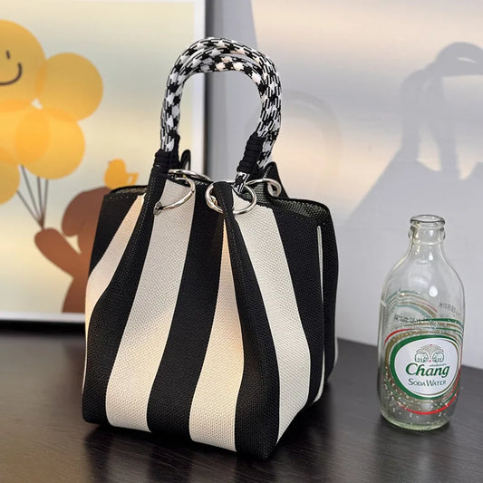 Sac seau tissé pour femmes avec motif de rayures printemps-été