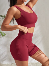 Joli set de sport avec short et tops pour femmes - Bera Sportoutfit
