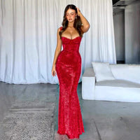 Layla - Glamorous evening dress with sequin embellishment