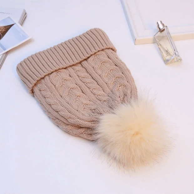 Damenstrickmütze mit Fleecefutter und Bommel - Sauly
