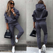 Gris foncé