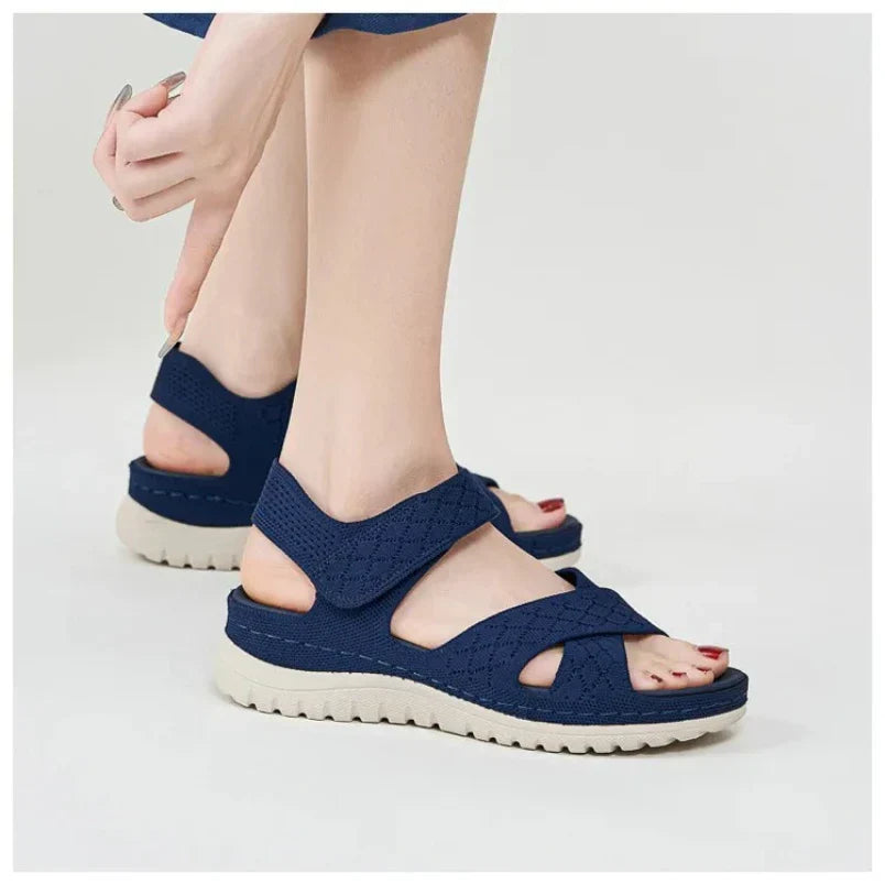 Orthopädische Damensandalen mit ergonomischer rutschfester Sohle - Alira
