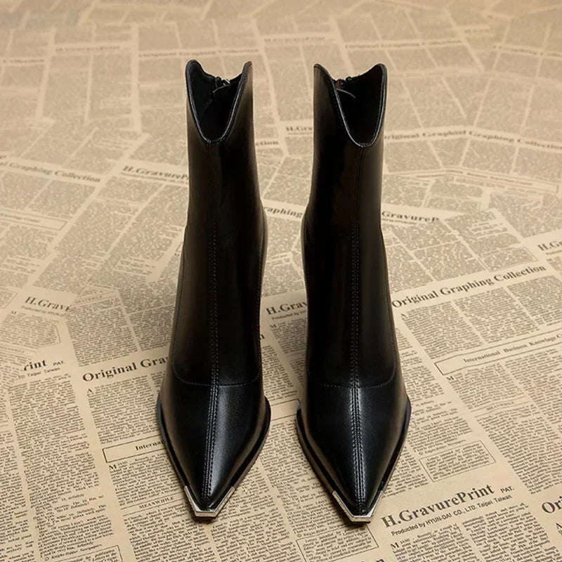 Darcie - Stiefel mit hohem Absatz und Reißverschluss