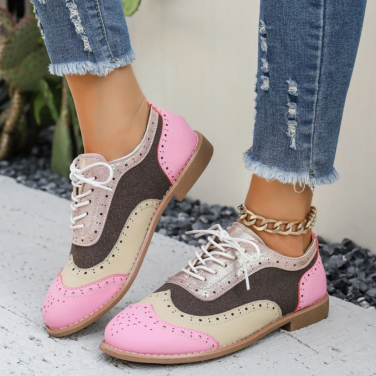 Mehrfarbiger Oxford-Schuh für Damen mit glänzender Oberfläche - Aurora