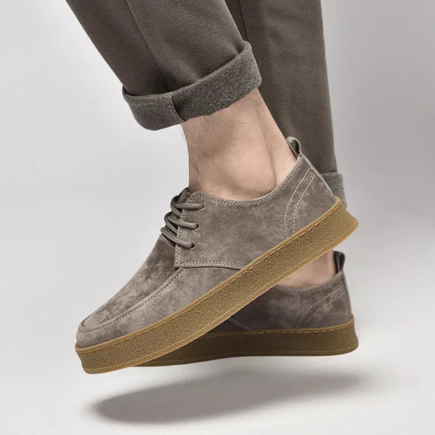 Chaussures classiques en daim pour hommes