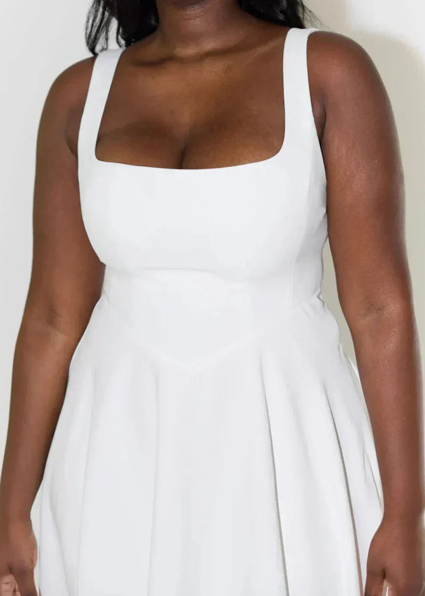 Melody - Nouvelle robe bustier longueur midi, simple et ajustée