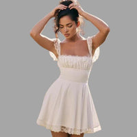 Evelina - Robe avec garniture en dentelle et jupe fluide