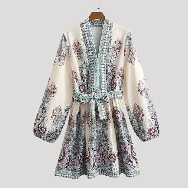 Camilla - Mini robe à ceinture en tissu cachemire