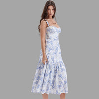 Clara - Midi dress with floral print and square neckline
