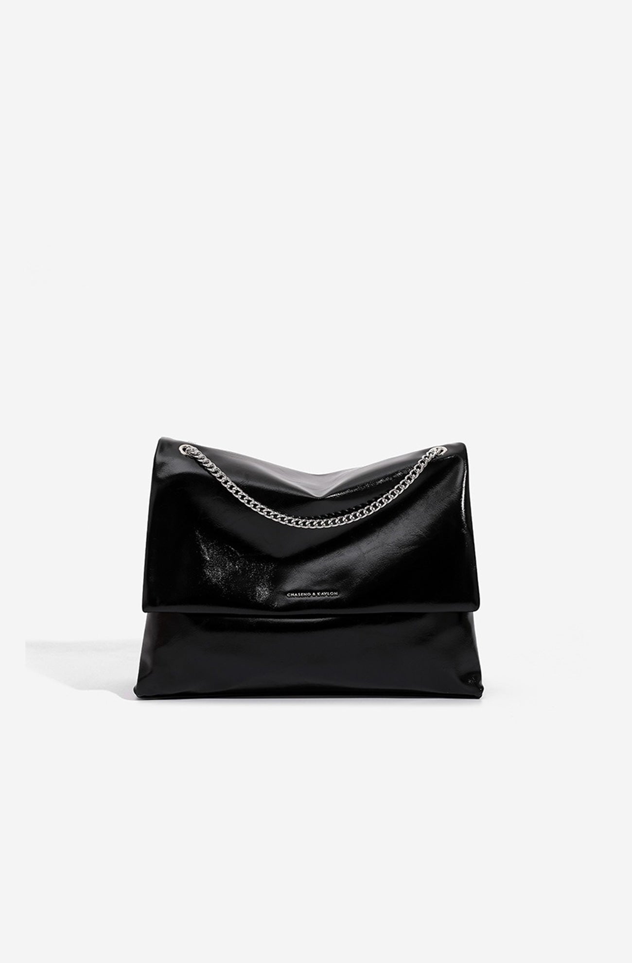 Damen-Umhängetasche mit Überschlag und Metallkette