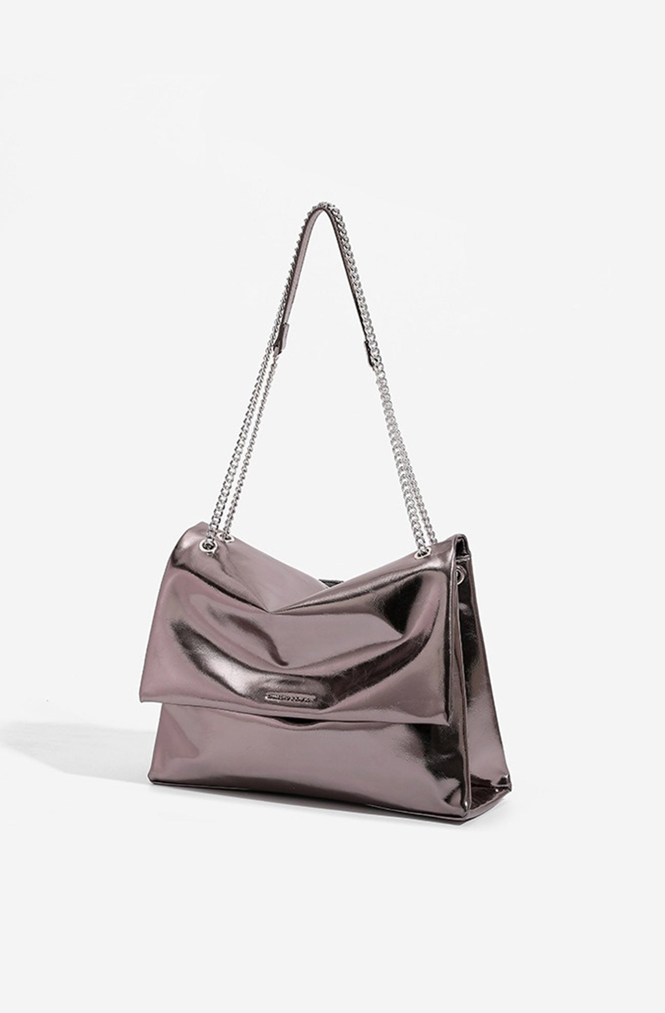 Damen-Umhängetasche mit Überschlag und Metallkette