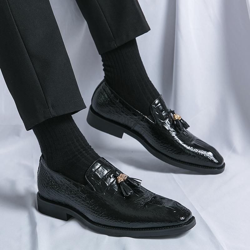 Quastenschuhe für Männer im eleganten Stil - Virek