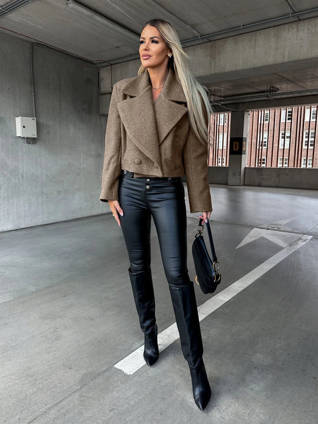 Manteau court pour femme à revers et coupe oversize - Annika