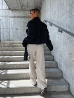 Kurzer Damenmantel mit Revers und Oversize-Schnitt – Annika