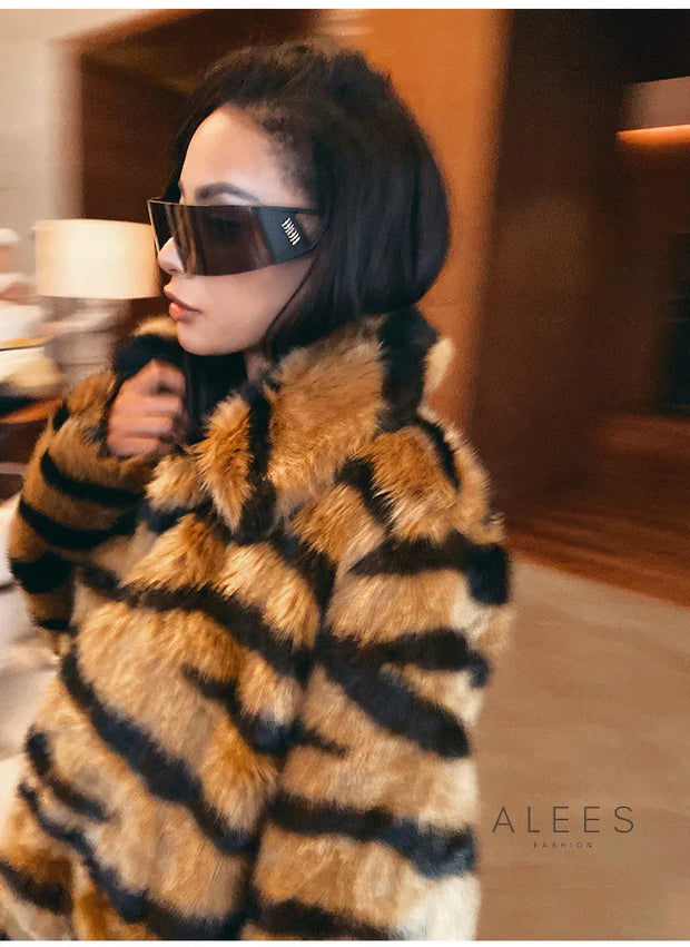 Manteau long à effet de fausse fourrure et imprimé animalier pour femme - Brisa