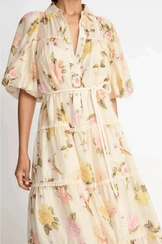Elva Maxi-robe avec dentelle et manches bouffantes