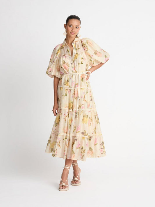 Elva Maxi-robe avec dentelle et manches bouffantes