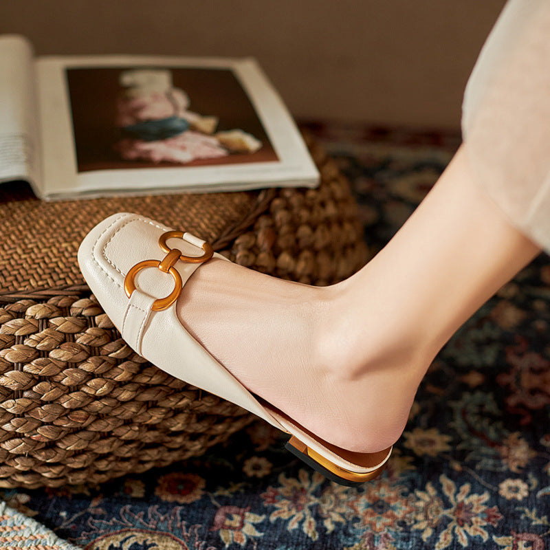 Damen-Slipper mit Metallbeschlägen - Odalys