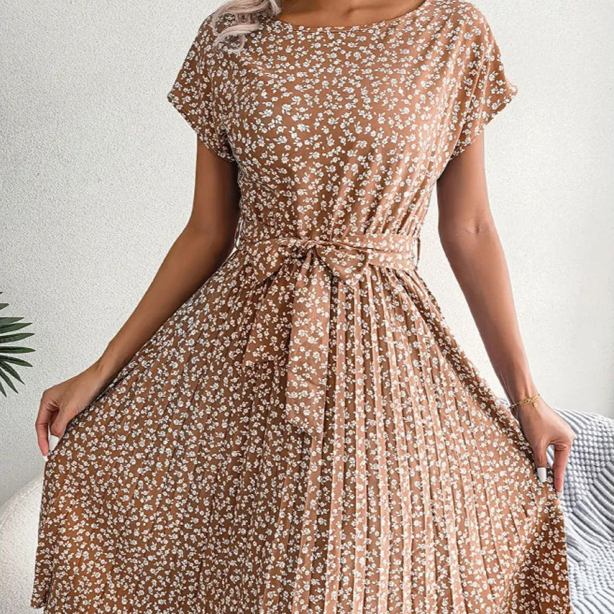 Lässiges Midikleid mit Plissee und Blumenmuster - Julieta