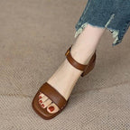 Quadratische Damen-Sandalen mit breitem Absatz und verstellbarem Riemen - Mireille
