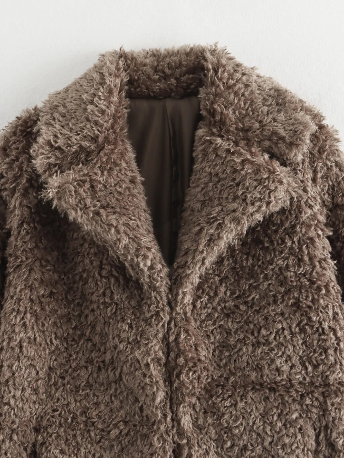 Plüschjacke für Damen mit klassischem Revers - Rosaura