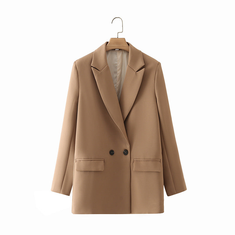 Damen-Blazer mit doppelter Knopfleiste, geradem Schnitt und spitzen Revers – Greta