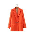 Damen-Blazer mit doppelter Knopfleiste, geradem Schnitt und spitzen Revers – Greta