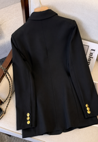 Doppelreihiger Damenblazer mit Revers und Metallknöpfen – Britta