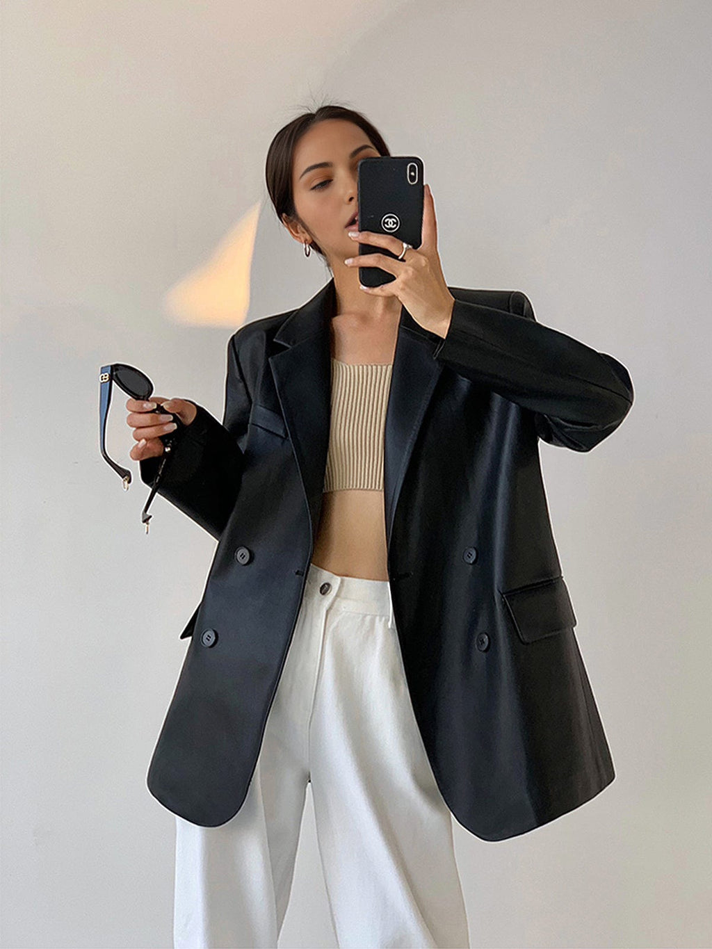 Damenblazer in Lederoptik, lockerer Schnitt, Reverskragen – Tessa