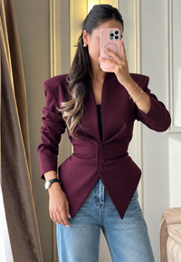 Blazer femme cintré asymétrique à épaulettes et boutons - Marlies