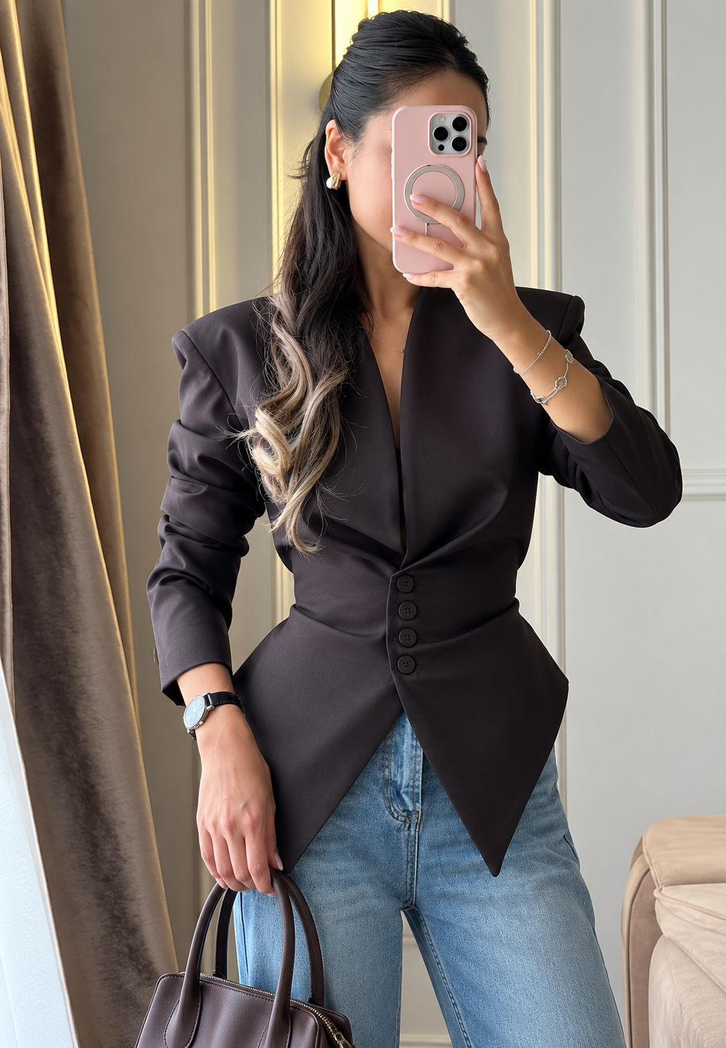 Blazer femme cintré asymétrique à épaulettes et boutons - Marlies