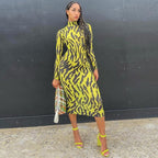 Ninon - Eng anliegendes langes Kleid aus Mesh