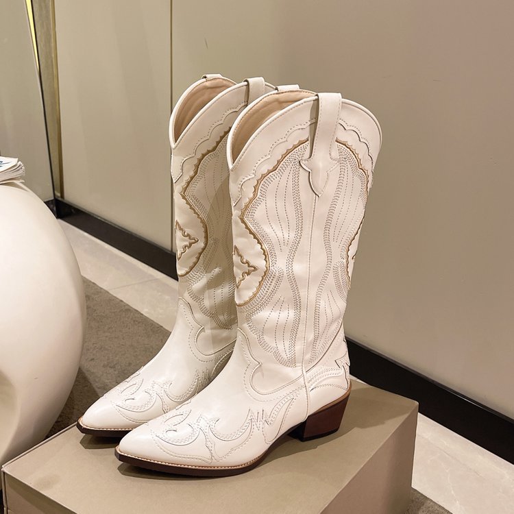 Hohe Cowboy-Stiefel für Damen mit Stickerei und spitzer Zehenpartie – Ingrid