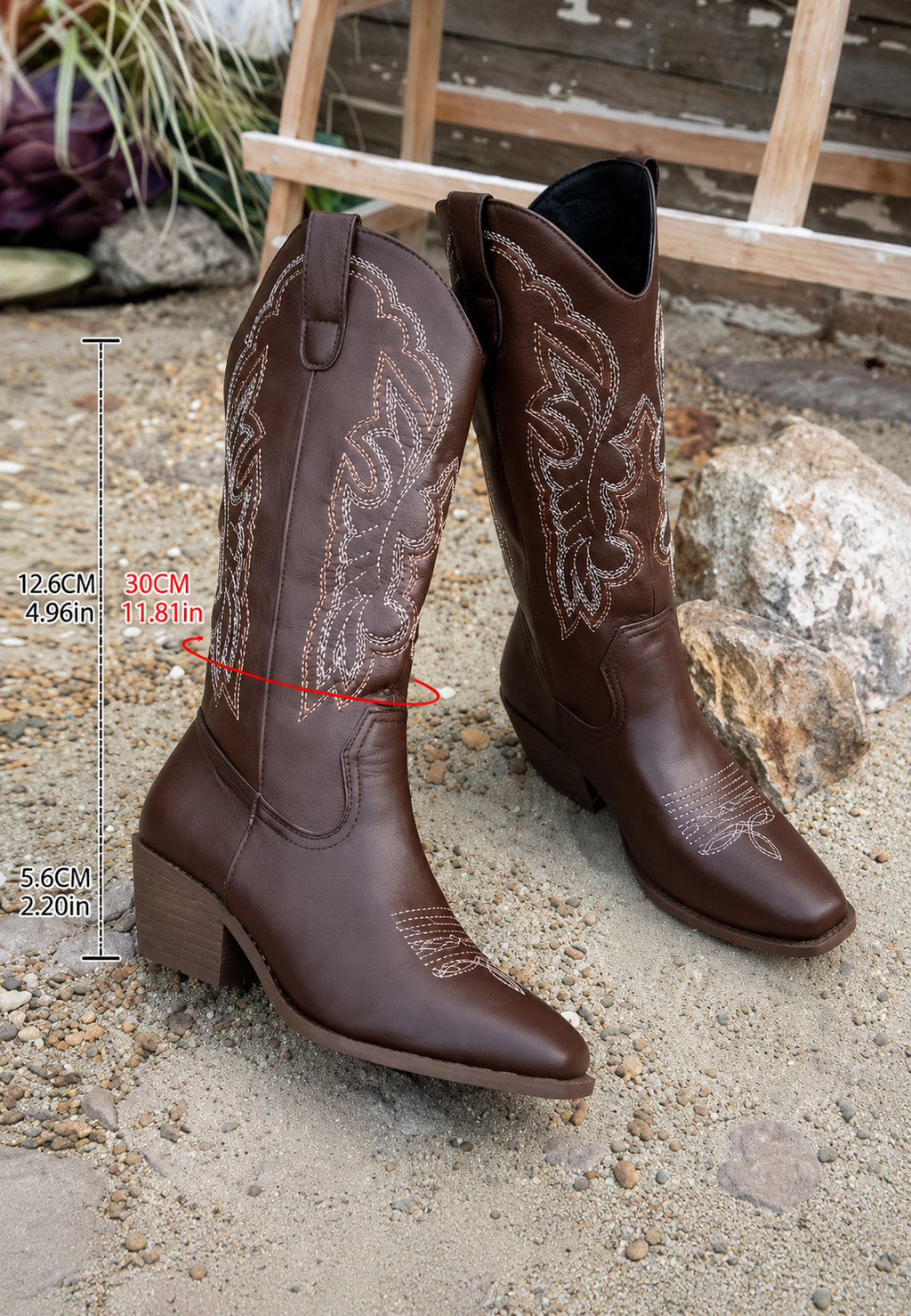 Hohe Cowboy-Stiefel für Damen mit Stickereien und breitem Absatz – Klara