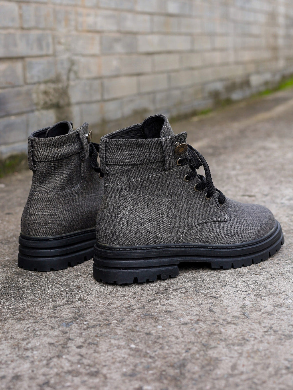 Lässige Damen-Stiefeletten aus strukturiertem Canvas im urbanen Stil - Martina