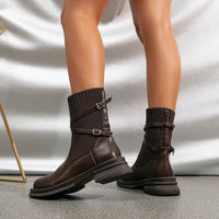 Bottines Sereny avec détails à lanières