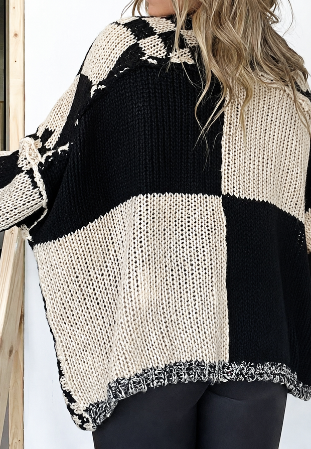 Gestrickte Damen-Strickjacke mit Karo-Muster, langen Ärmeln und offenem Schnitt – Bruna