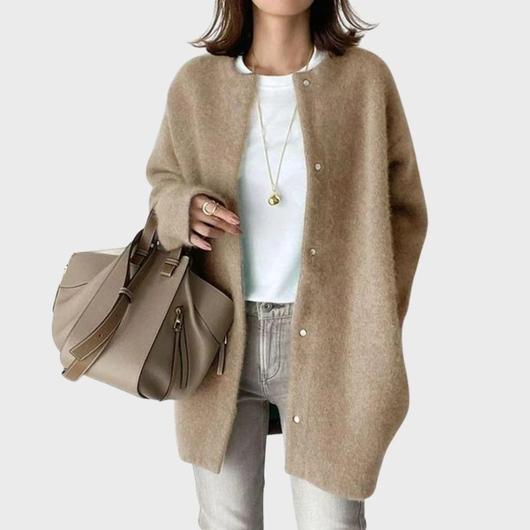 Lange Oversize-Strickjacke für Damen mit Rundhalsausschnitt und Knöpfen – Thelar