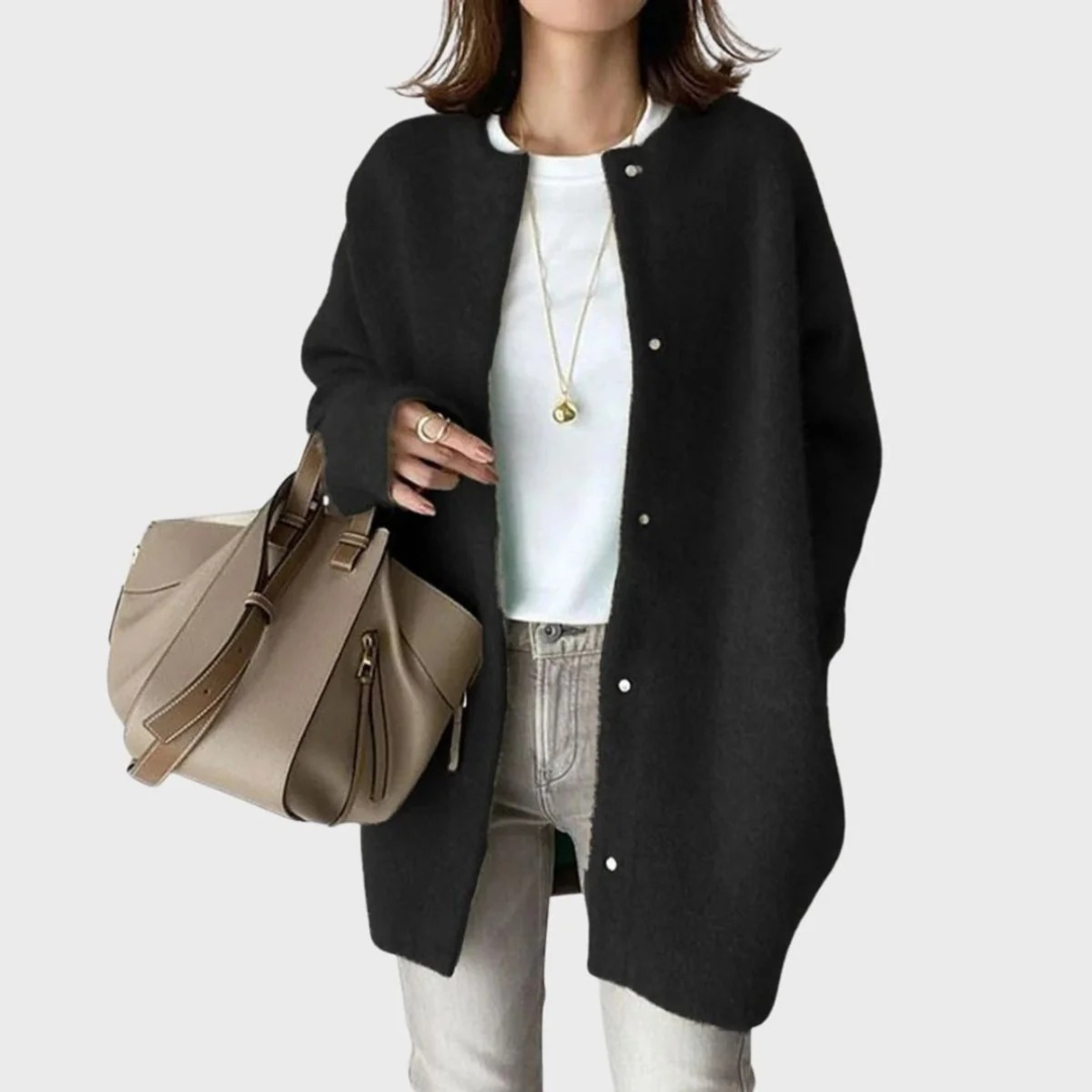 Lange Oversize-Strickjacke für Damen mit Rundhalsausschnitt und Knöpfen – Thelar
