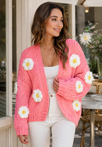 Cardigan femme en maille épaisse avec motifs floraux et manches bouffantes - Mulinne