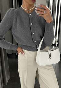 Cardigan femme en maille douce col rond boutons nacrés - Zelmira
