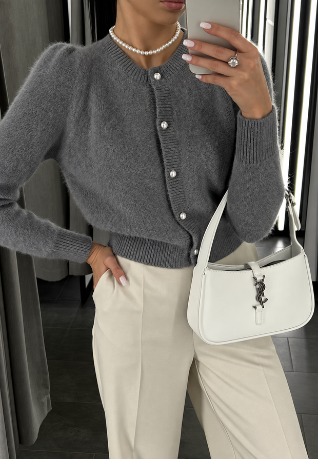 Cardigan femme en maille douce col rond boutons nacrés - Zelmira